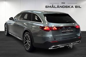 Mercedes E300 bild 3