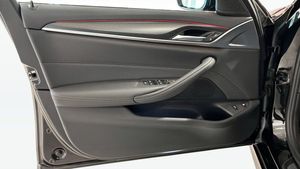 BMW 530 bild 10