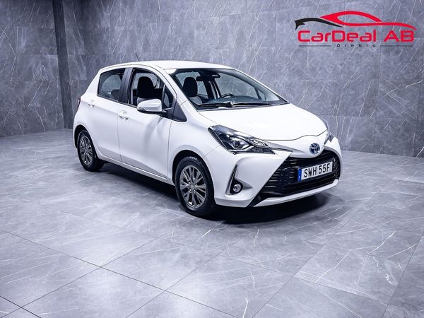 Toyota Yaris Hybrid e-CVT Active Kupévärmare B-Kamera Få ägare MOMS - 2019
