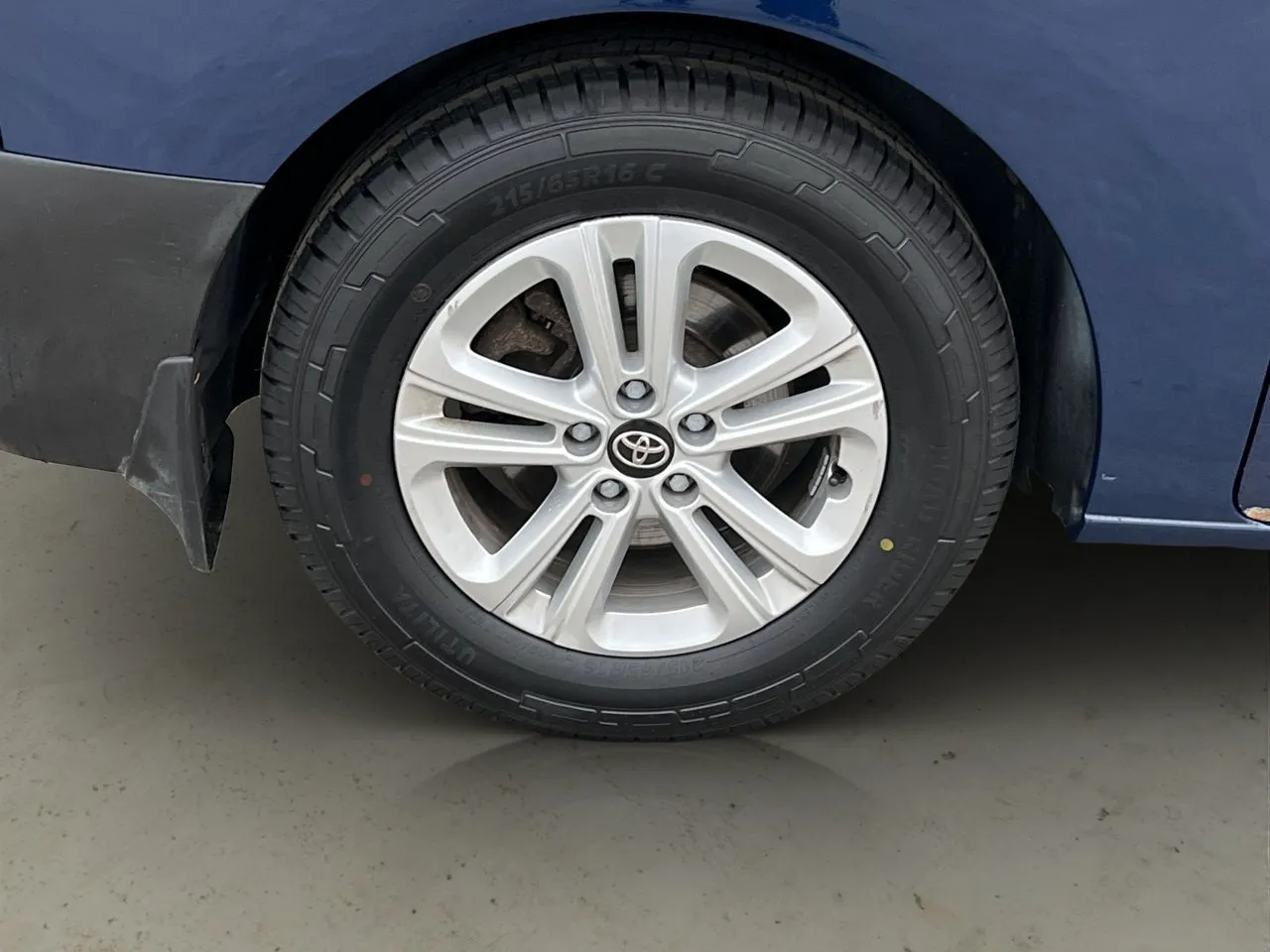 Vehicle image 31