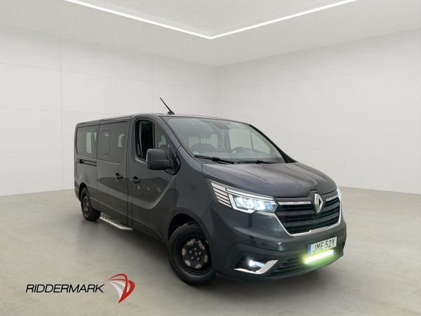 Renault Trafic Passenger Lång Drag B-Kam CARPLAY 9-Sits Moms - 2023