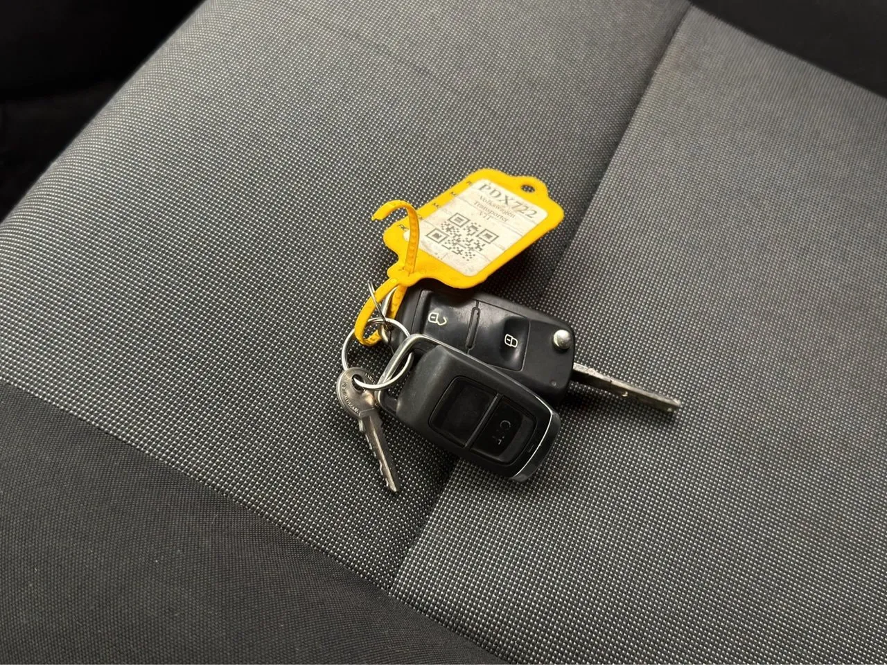 Vehicle image 29