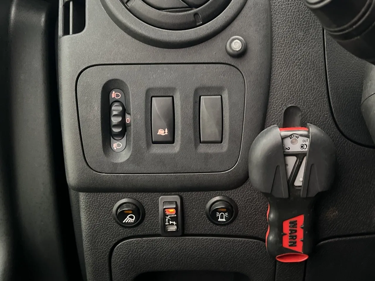 Vehicle image 22