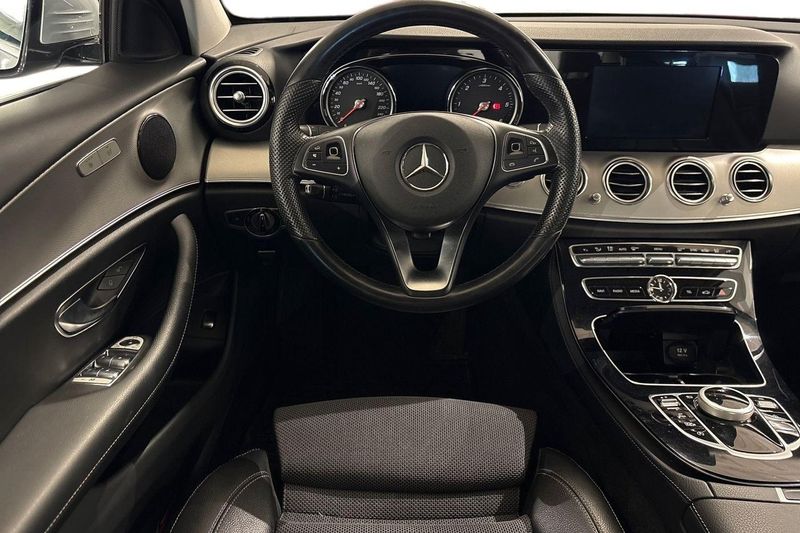 Mercedes E220 bild 7