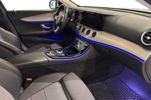 Mercedes E220 bild 9