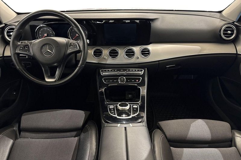 Mercedes E220 bild 8