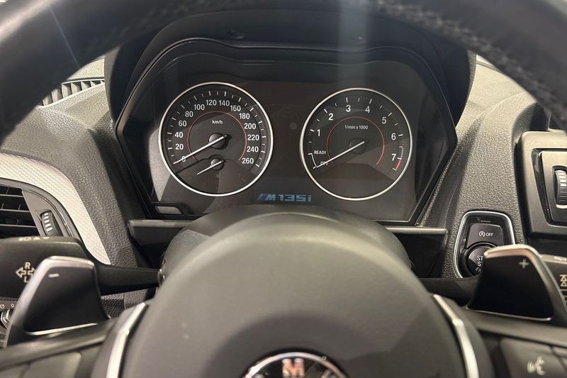 BMW M135 bild 14