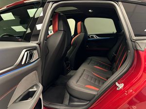 BMW i4 bild 18