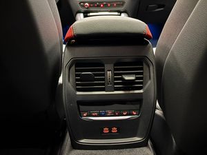 BMW i4 bild 19