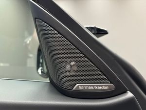 BMW i4 bild 24