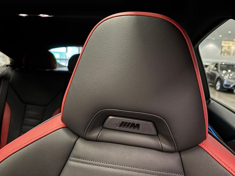 BMW i4 bild 31