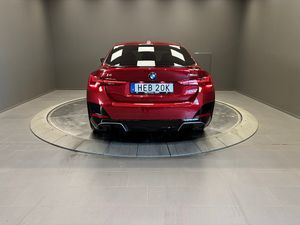 BMW i4 bild 4
