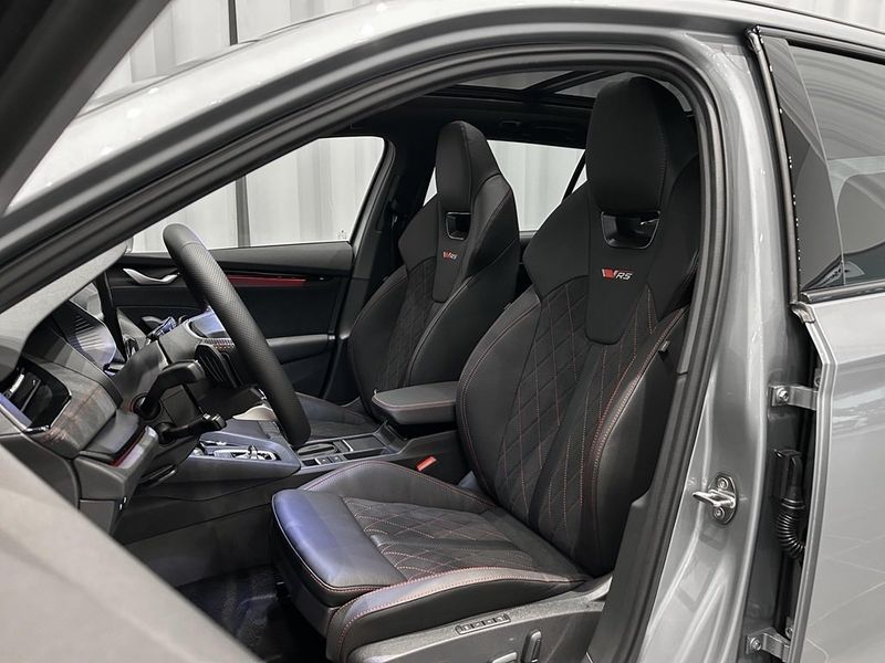 Skoda Octavia bild 8