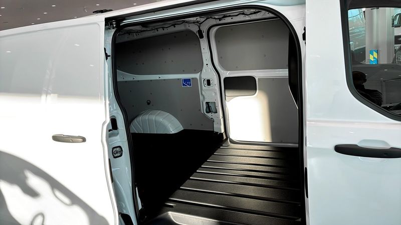 Ford Custom bild 5