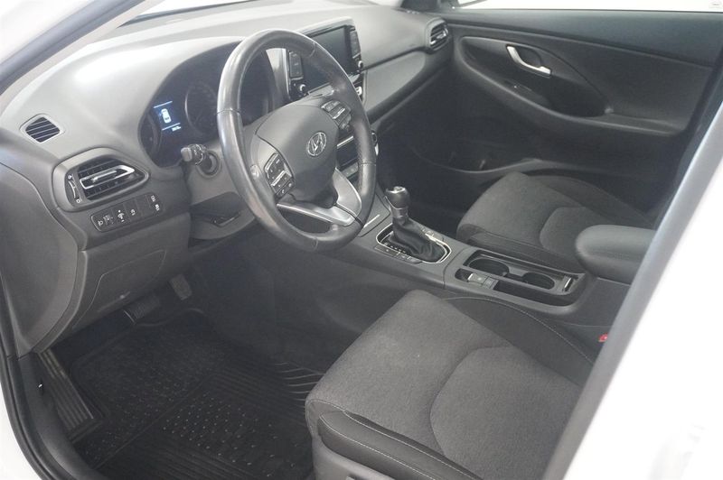 Hyundai i30 bild 2