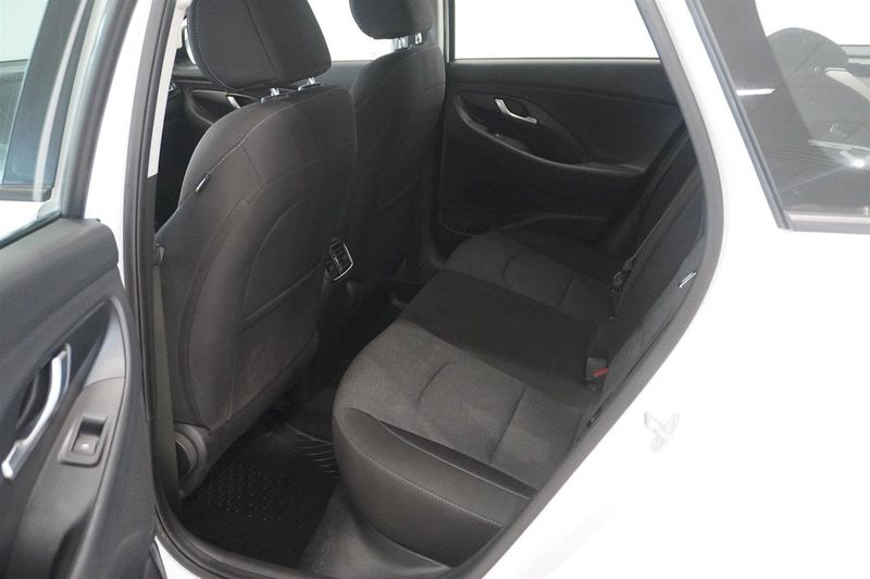 Hyundai i30 bild 8