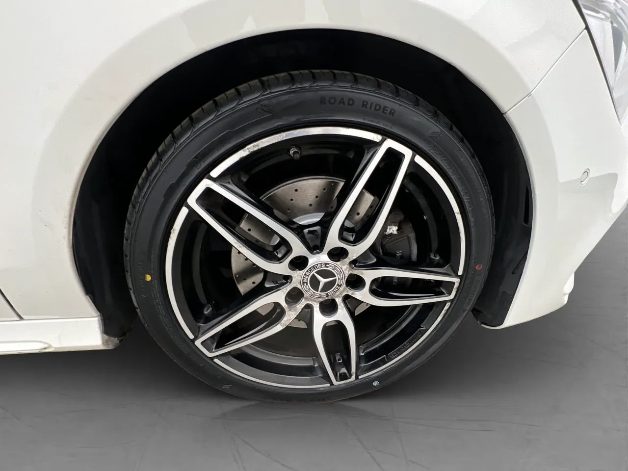 Vehicle image 31