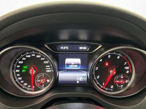 Mercedes CLA250 bild 21