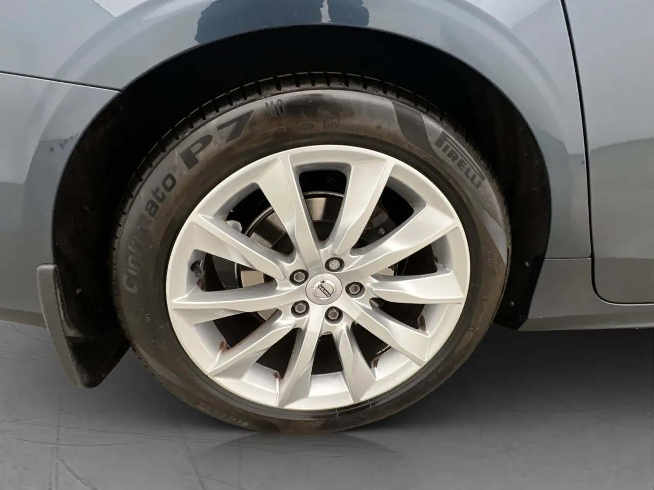 Vehicle image 36