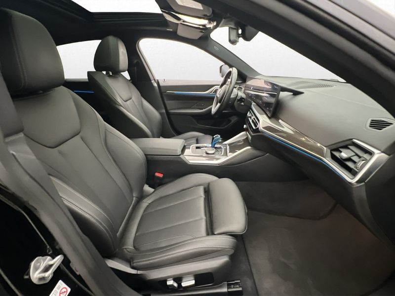 BMW i4 bild 33