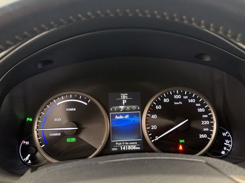 Lexus NX bild 15