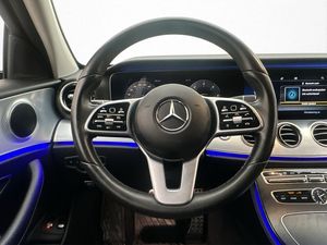 Mercedes E200 bild 16