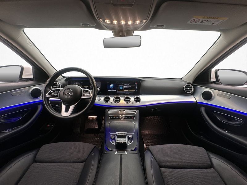 Mercedes E200 bild 15