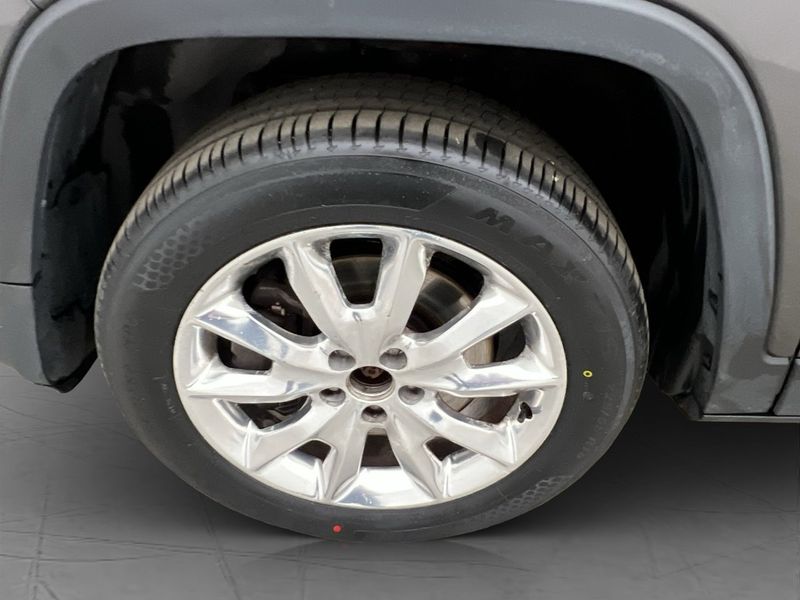 Jeep Cherokee bild 32