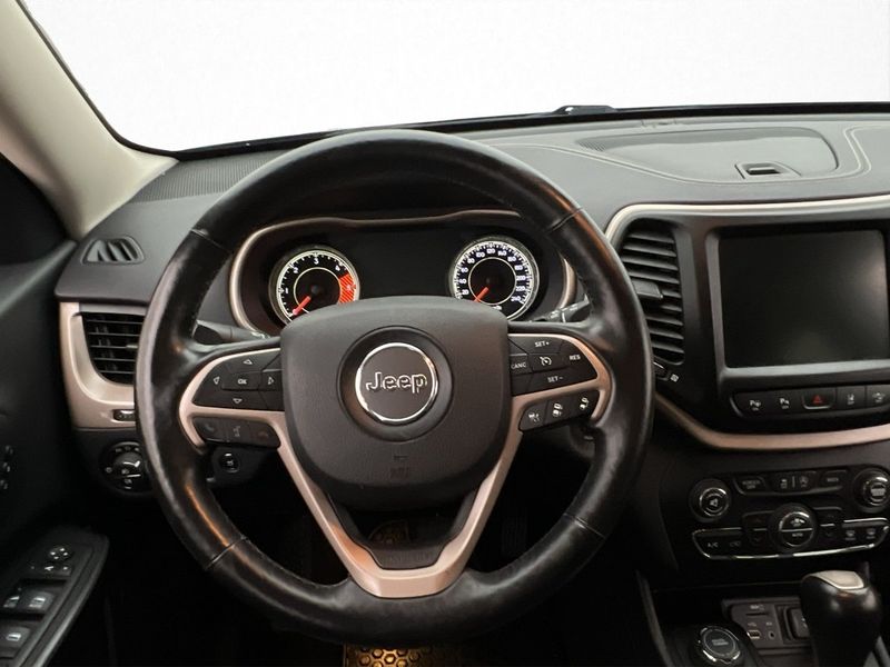 Jeep Cherokee bild 16
