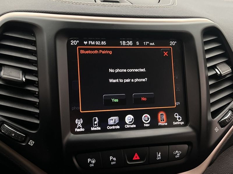Jeep Cherokee bild 23