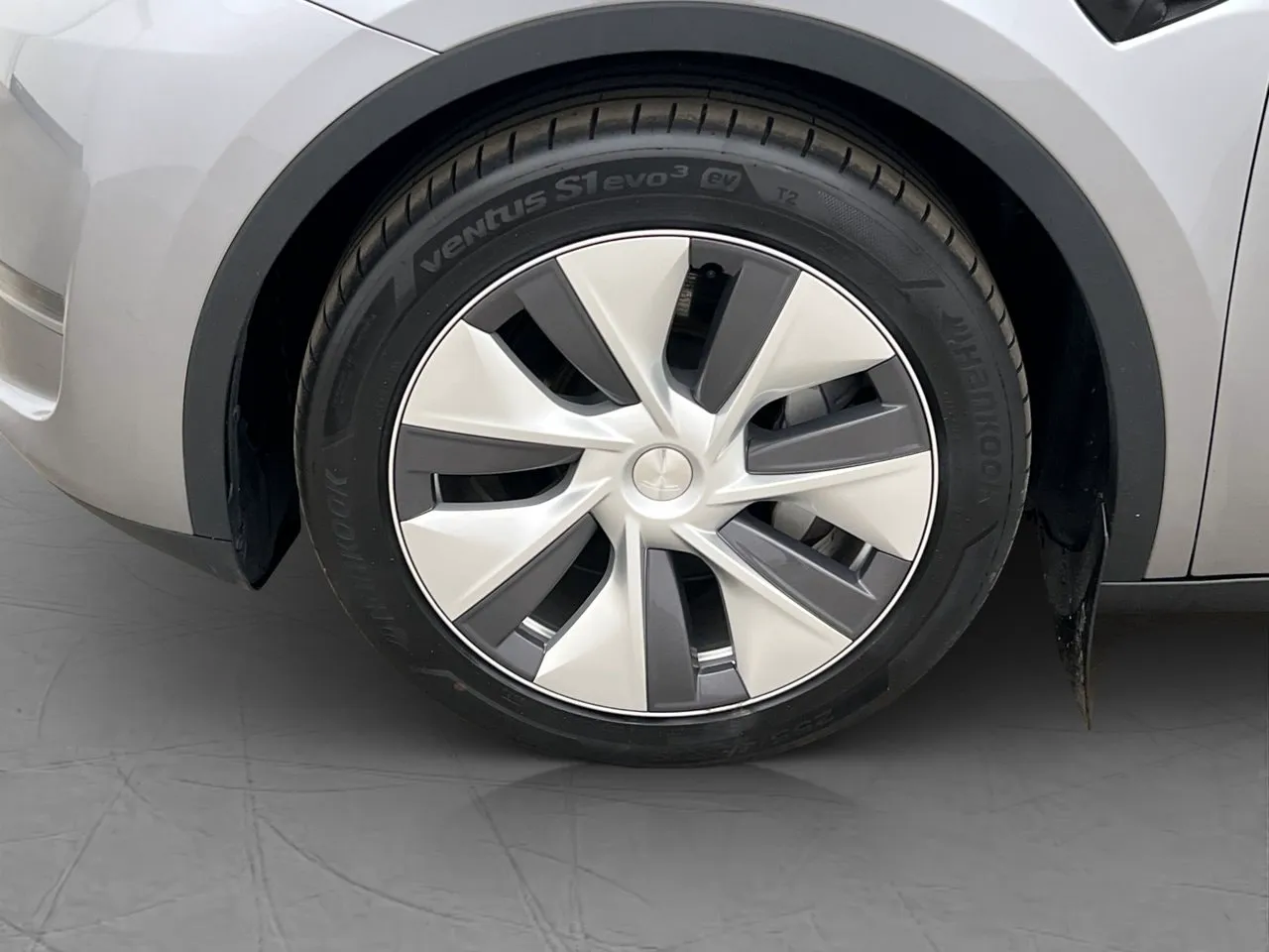 Vehicle image 31
