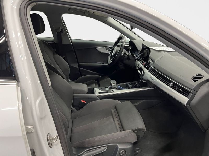 Audi A4 bild 15