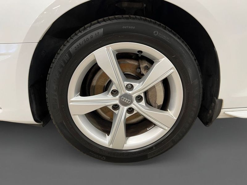 Audi A4 bild 14
