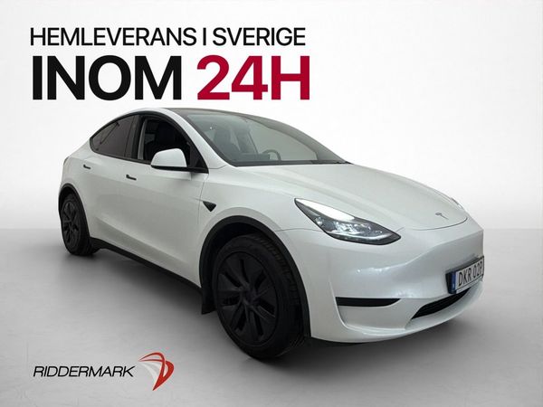 Tesla Model Y Long Range RWD Autopilot Värm Pano Skinn - 2025