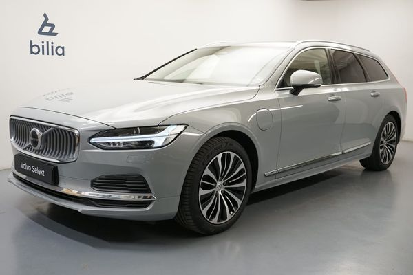 Volvo V90 Recharge T6 Core Edition, Dragkrok, Baklucka elmanövrerad, Navigation - 2024