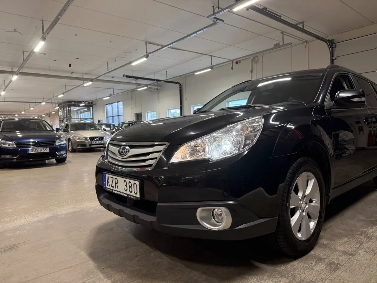 Vehicle image 7