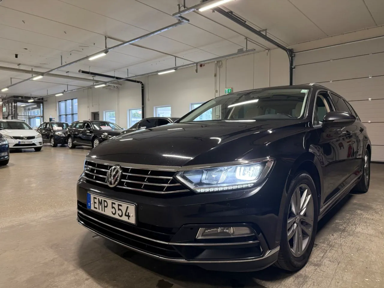 Vehicle image 7