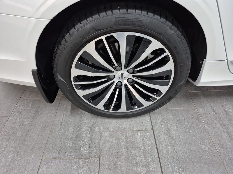 Volvo V90 bild 10