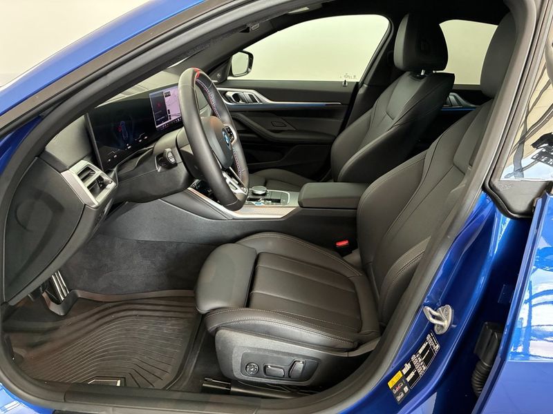 BMW i4 bild 5