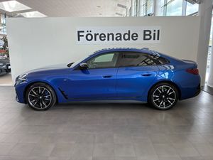 BMW i4 bild 3