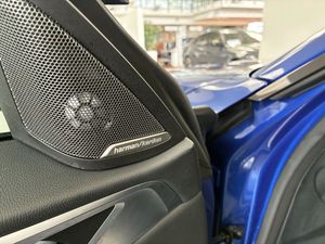 BMW i4 bild 9
