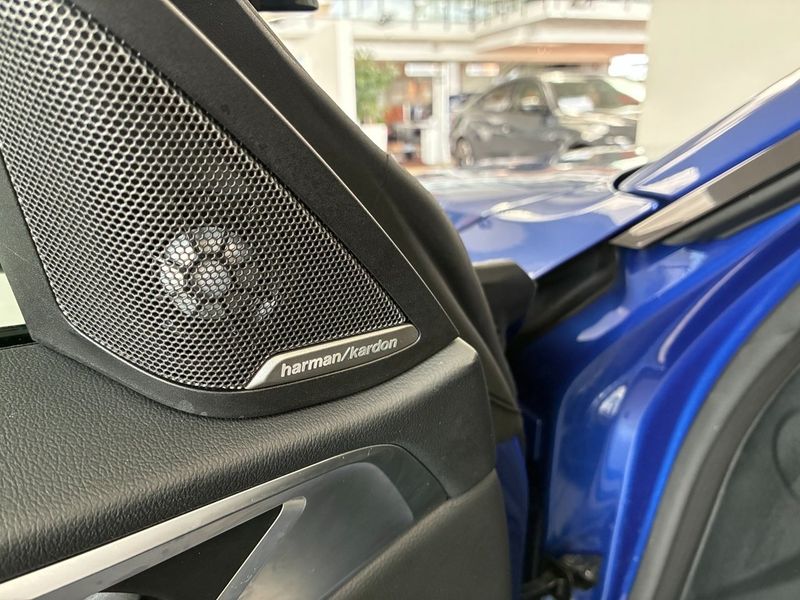 BMW i4 bild 9
