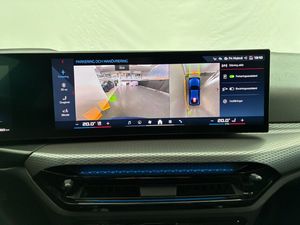 BMW i4 bild 11