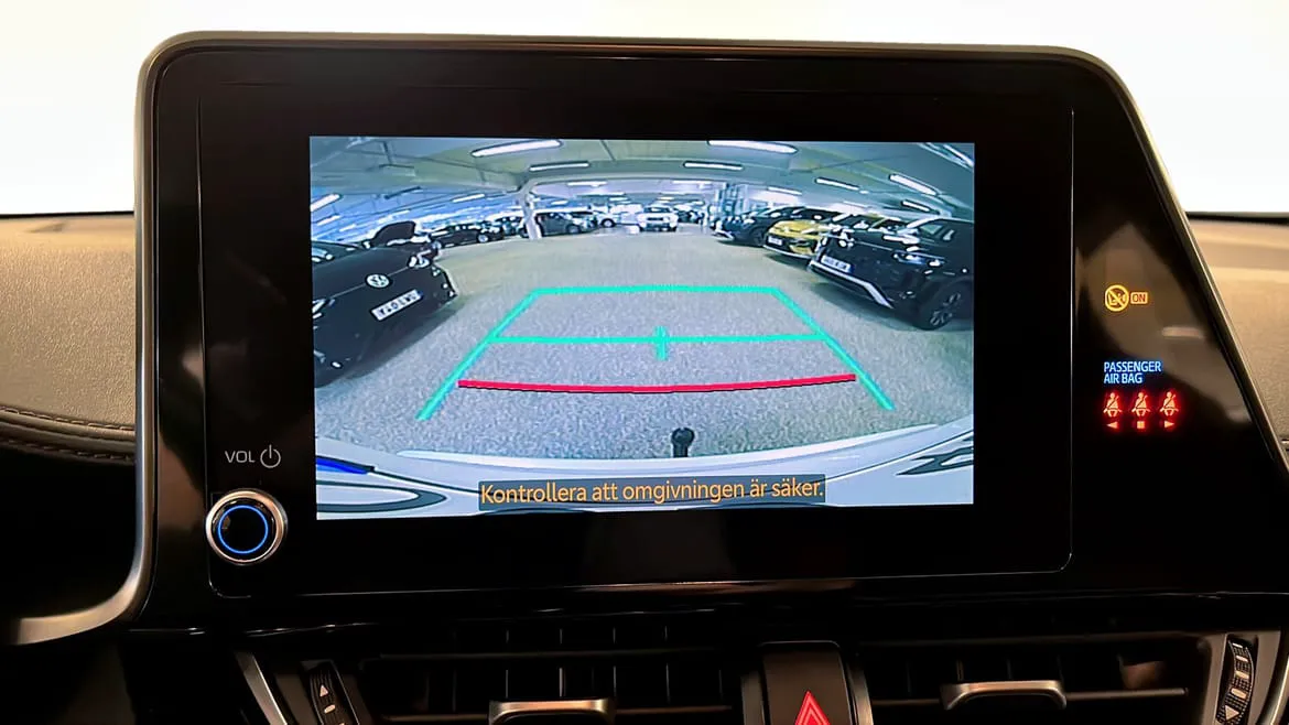 Vehicle image 7