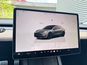 Tesla Model 3 bild 20
