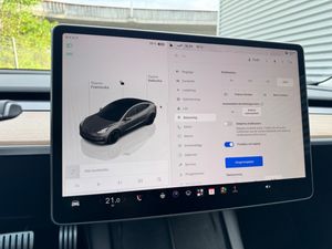 Tesla Model 3 bild 21