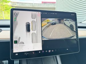 Tesla Model 3 bild 19