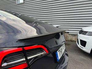 Tesla Model 3 bild 10