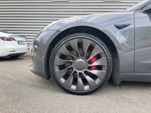 Tesla Model 3 bild 9