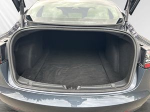 Tesla Model 3 bild 26